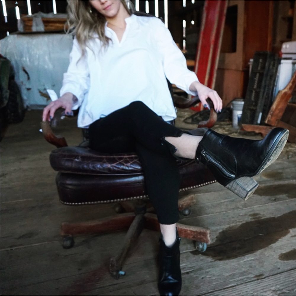 Wedged boots